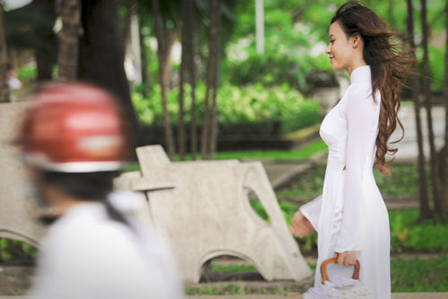 Lên chùa \"dùi mài kinh sử\"