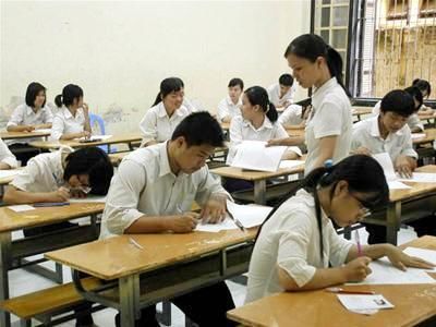 Lượng thí sinh dự thi môn Toán đạt gần 77%