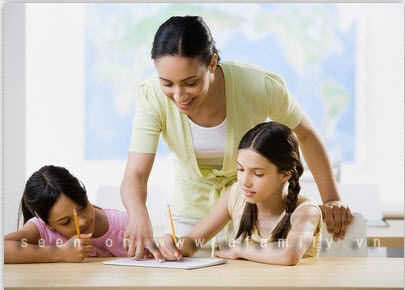 Phụ huynh sốt sắng cho con đưa con đi học kì 3