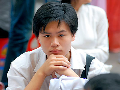 Đáp án đề thi tốt nghiệp Vật lý 2011 không đúng thực tế
