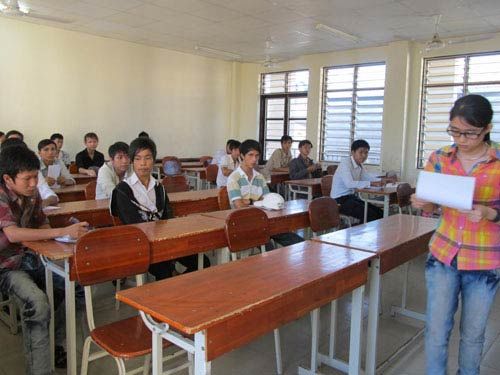 Khoảng 70% thí sinh đến làm thủ tục dự thi