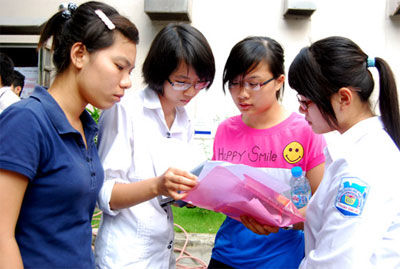 Bi hài chuyện sĩ tử bỏ thi đi chơi