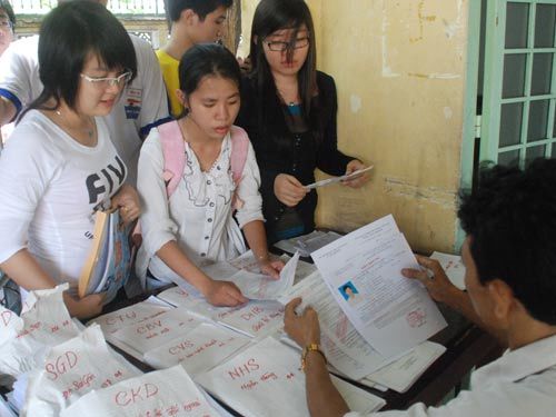 Hạn cuối nhận được giấy báo dự thi là ngày 10 tháng 6