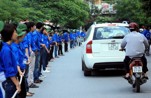 Vẻ đẹp mang tên "Màu áo xanh tình nguyện"