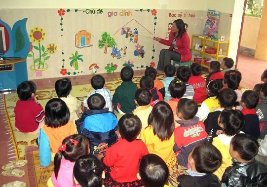 Nghệ An: Hàng nghìn trẻ không được học mầm non